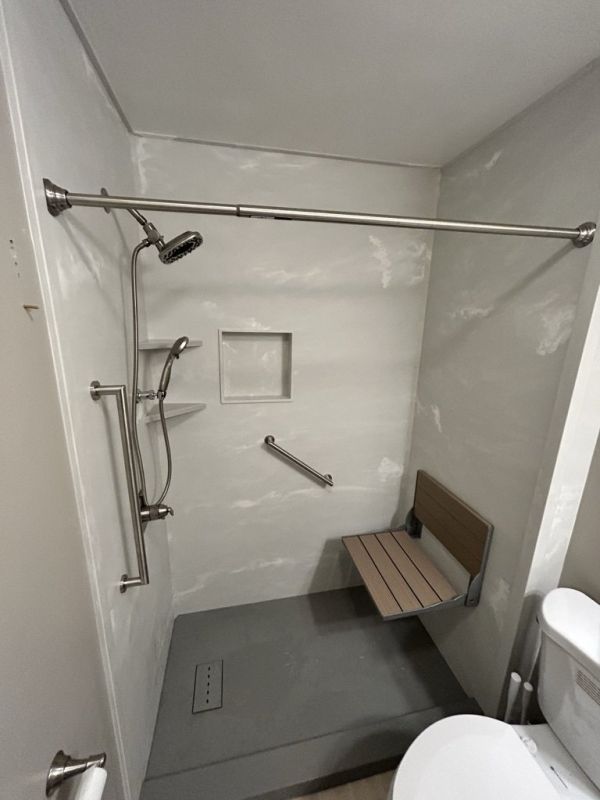 Top Tub To Shower Conversion Companies in Franklin, WI